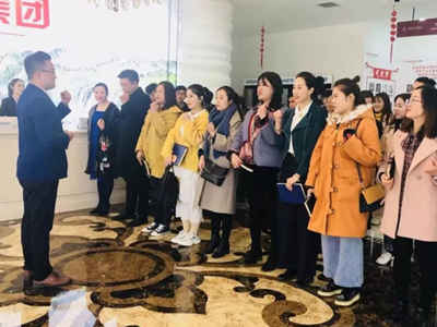 熱烈歡迎丨昌禾商學(xué)院，柔然彩虹隊光臨寧夏昌禾裝飾參觀學(xué)習(xí)！